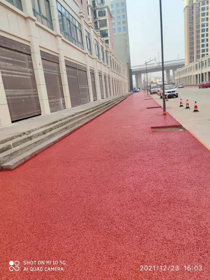 正和集團(tuán)透水地坪